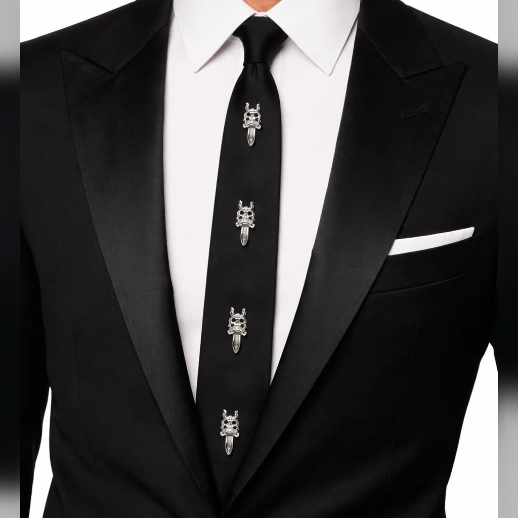 CH TIE WHITE 4 CHARMS