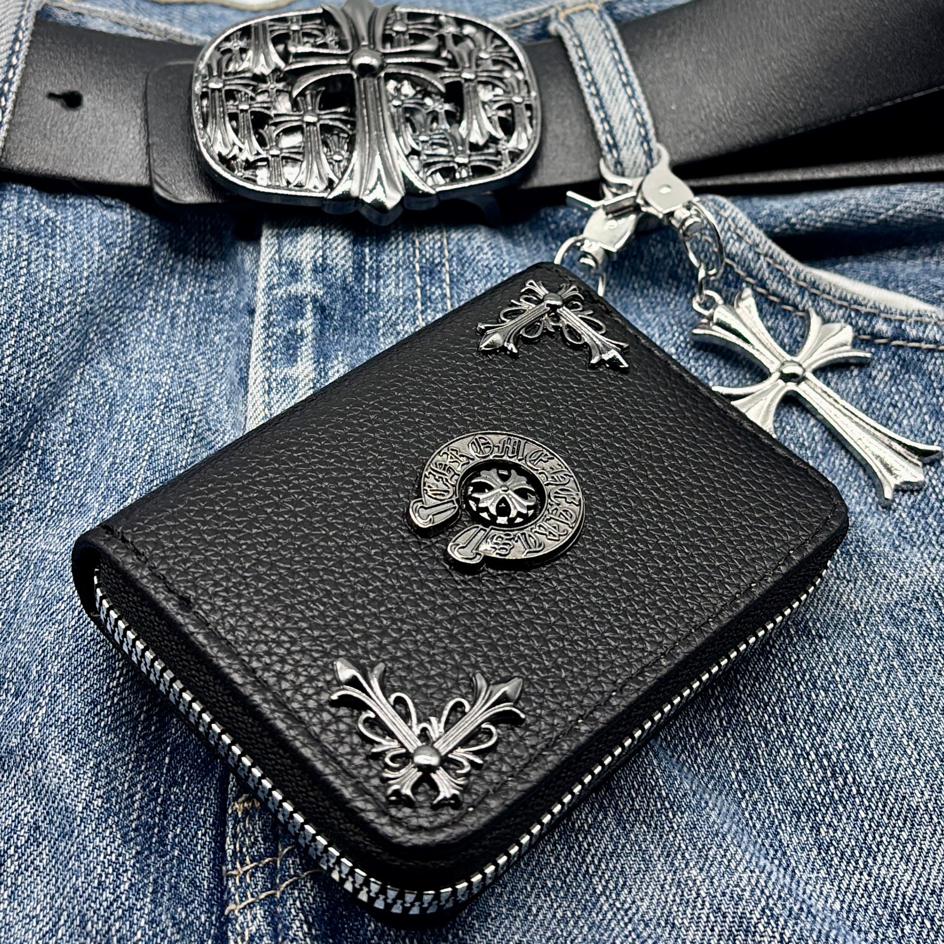 LEATHER WALLET WITH LOBSTER