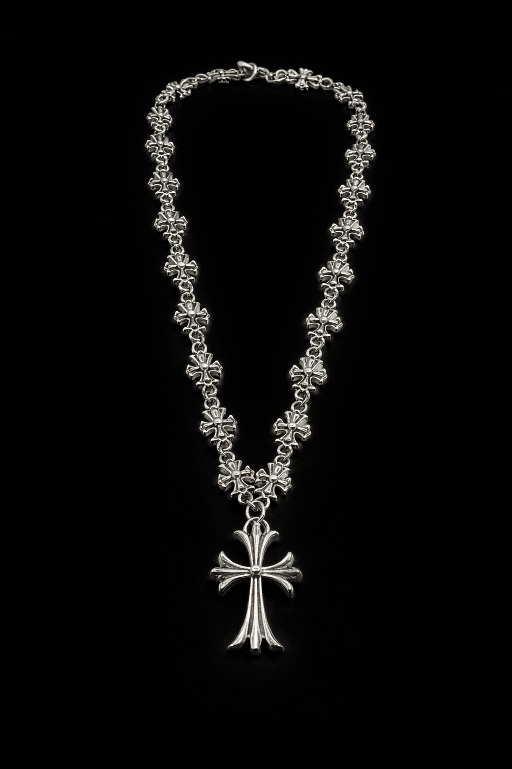 CH NECKLACE