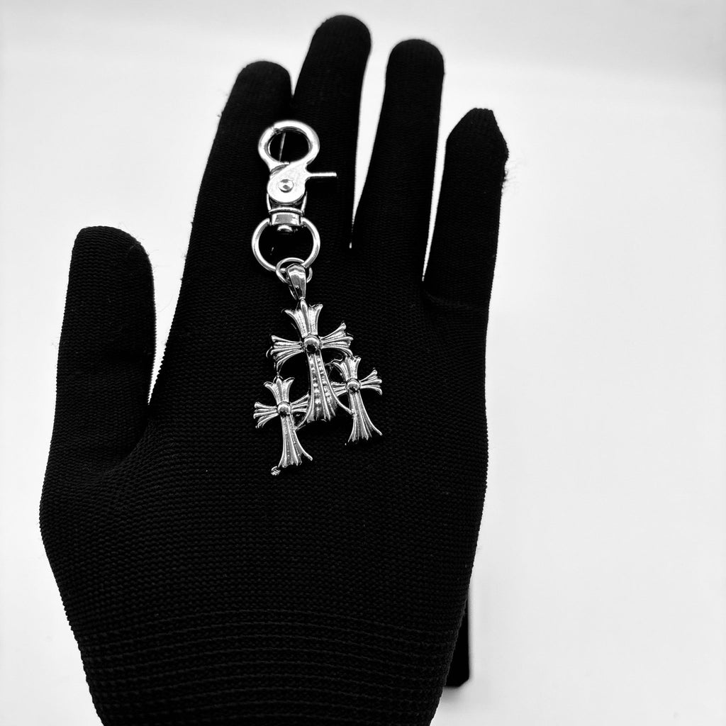 CROSS TRIPLE PENDANT HOOK | Gothic Accessories by DRIPNOIR